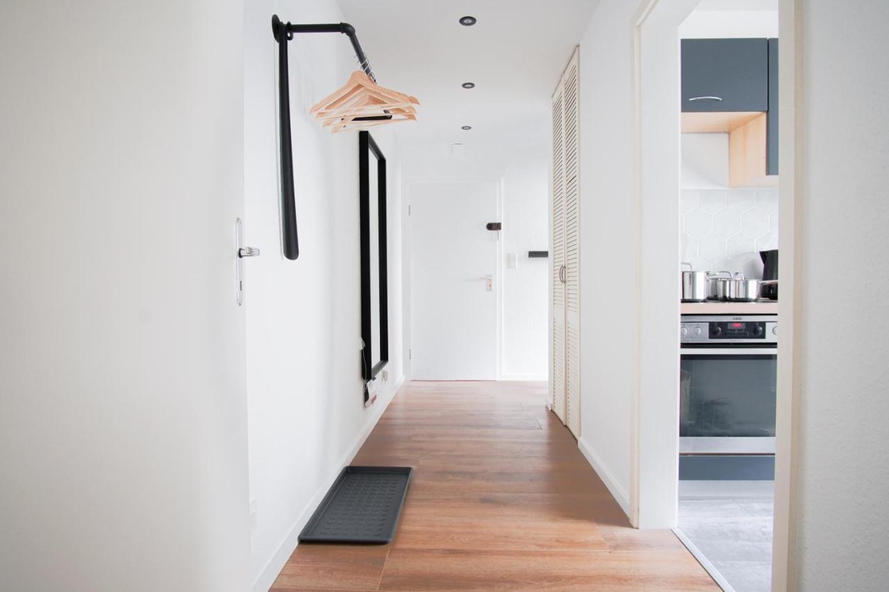 Homefy Bright And Cozy Holiday Apartment - Washer & Dryer - Free Parking エッセン エクステリア 写真